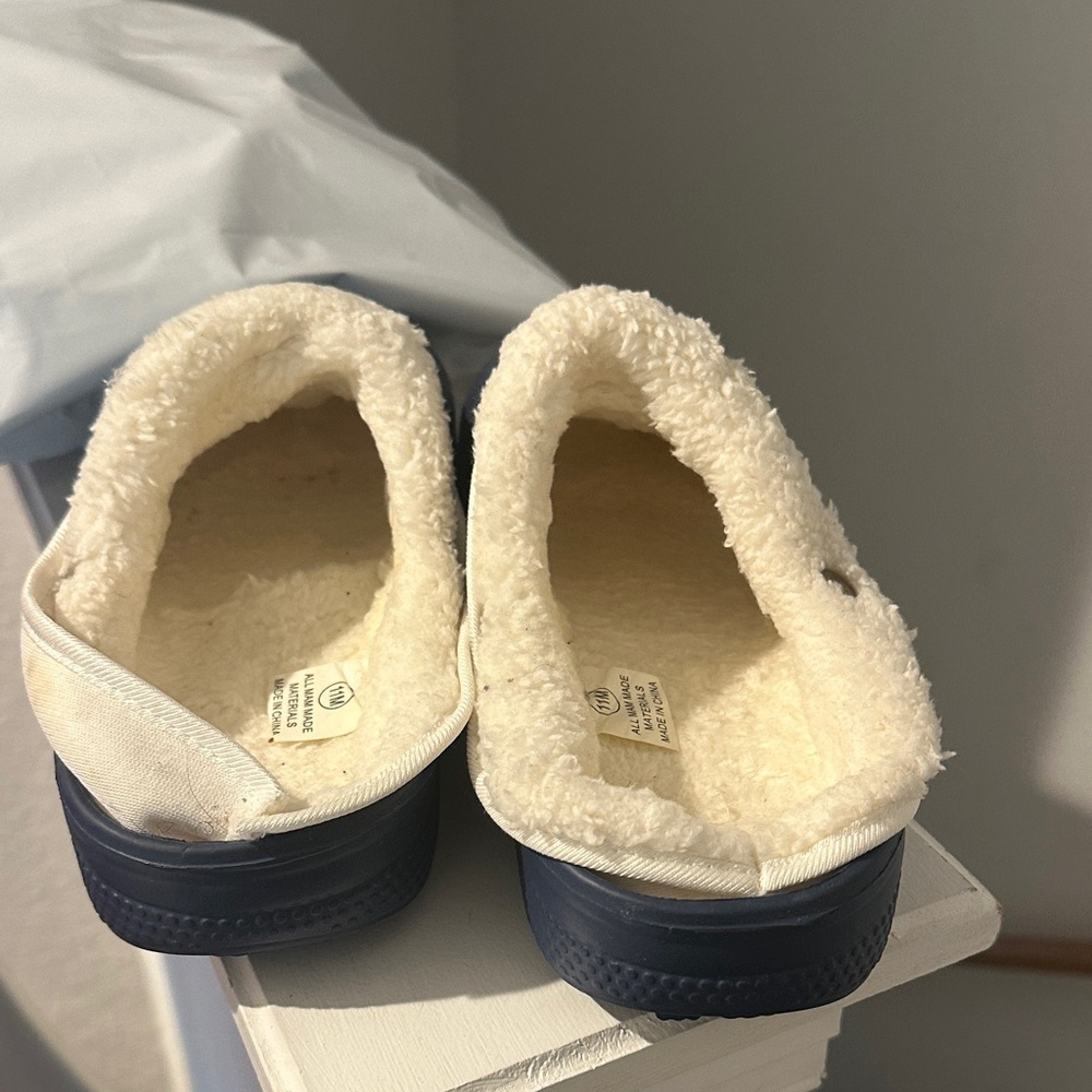 SHEIN Blue Fleece-Lined Slippers - Picture 2 of 7